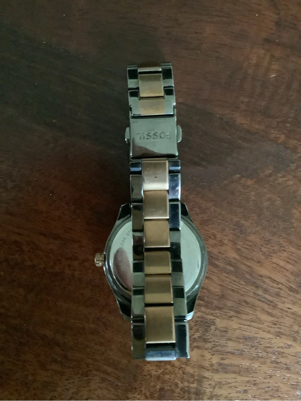 Fossil elegant wrist
